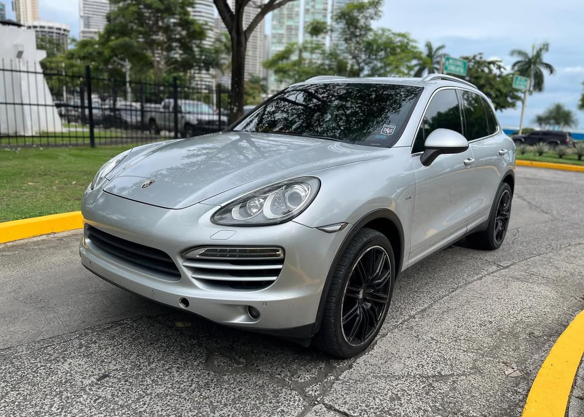 PORSCHE CAYENNE 2013